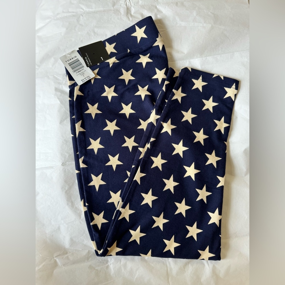 Torrid Star Navy Crop Legging NWT Size 2x